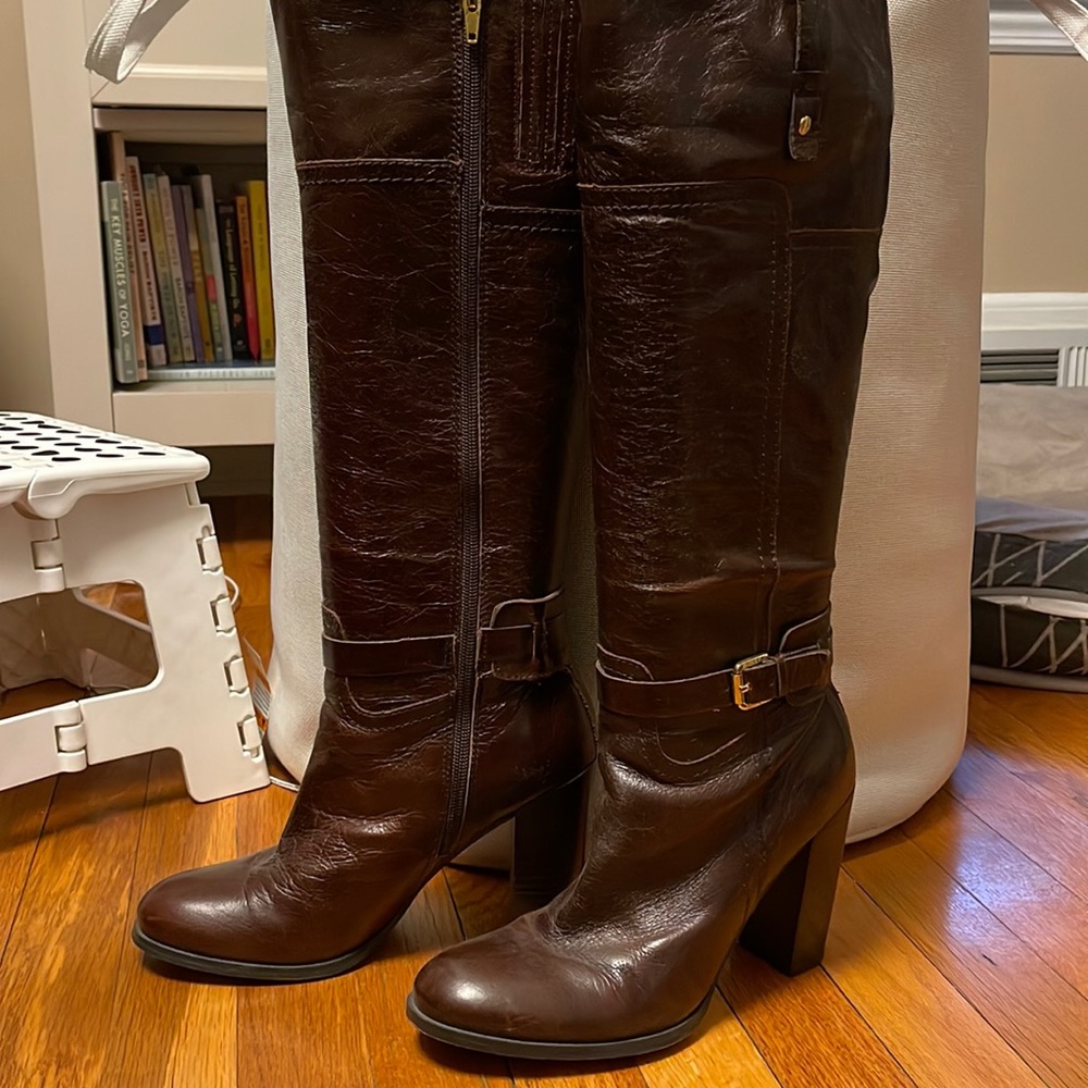 Brown boots